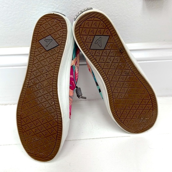Sperry Crest Vibe Coral Sneakers. - Picture 10 of 12